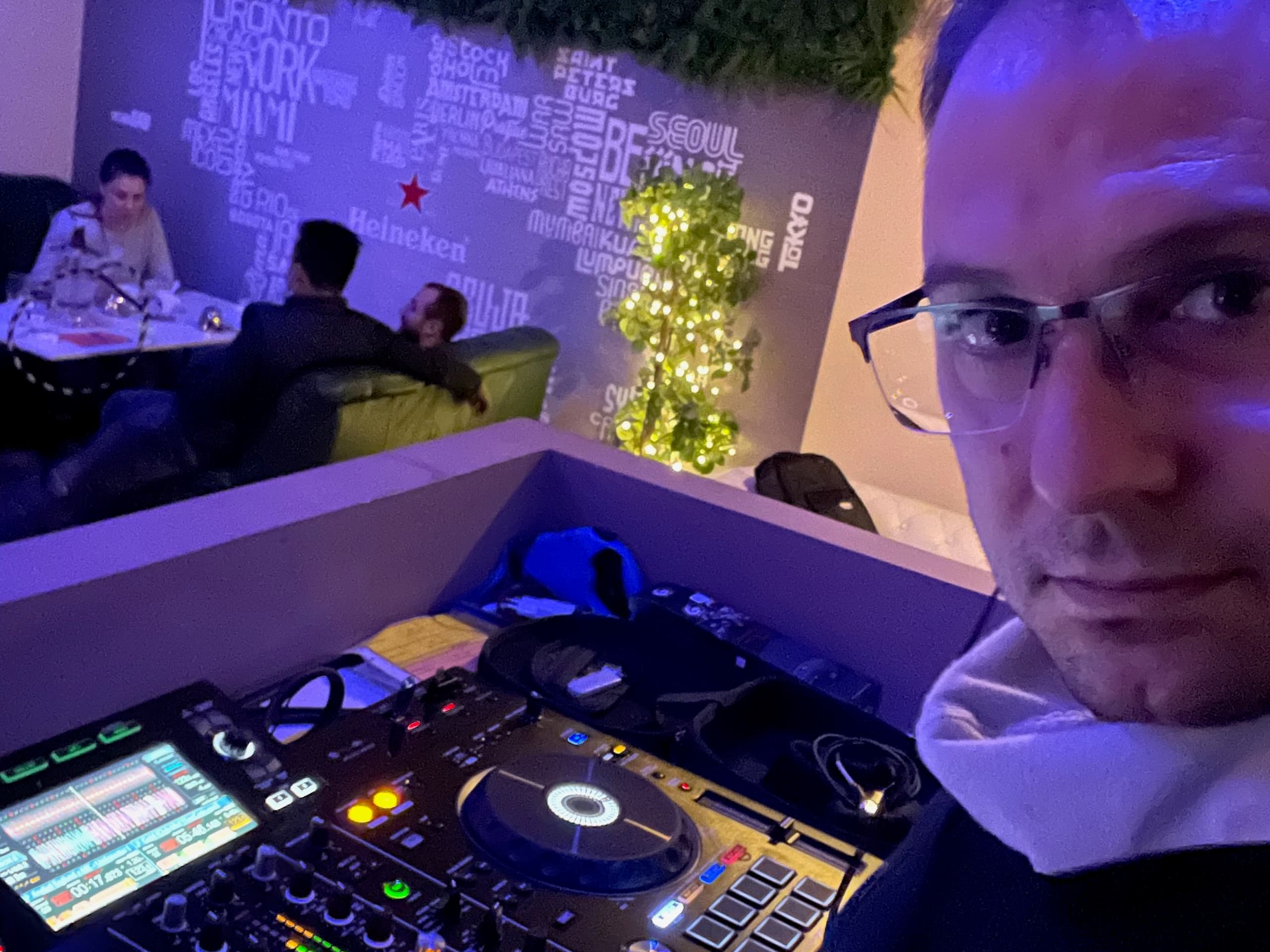 Gus Aguero DJ — Allegría · Torrejón