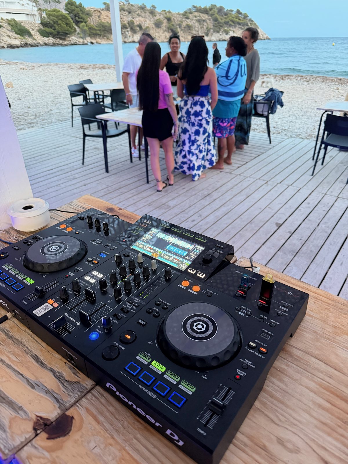 Gus Aguero DJ — Sesión frente al mar